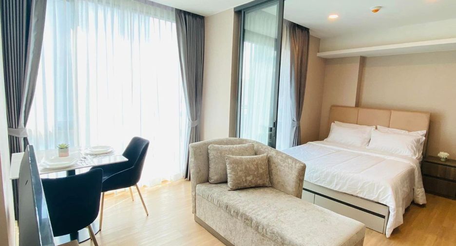 For sale 1 bed condo in Huai Khwang, Bangkok