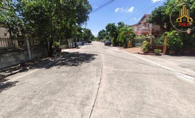 For sale 4 bedrooms house in Lat Krabang, Bangkok