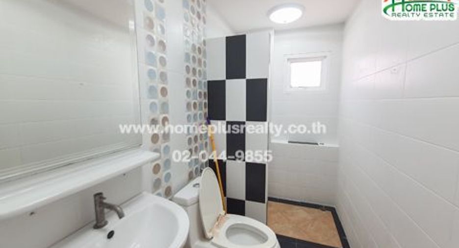 Casa en venta de 4 habitaciones en Mueang Nakhon Pathom, Nakhon Pathom