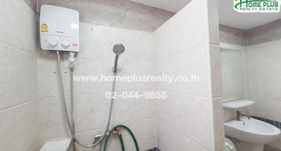 Casa en venta de 4 habitaciones en Mueang Nakhon Pathom, Nakhon Pathom