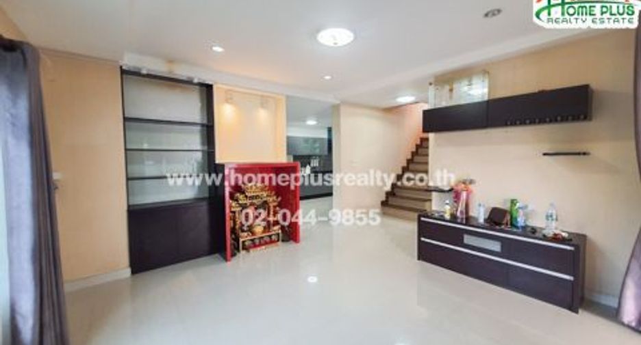 Casa en venta de 4 habitaciones en Mueang Nakhon Pathom, Nakhon Pathom