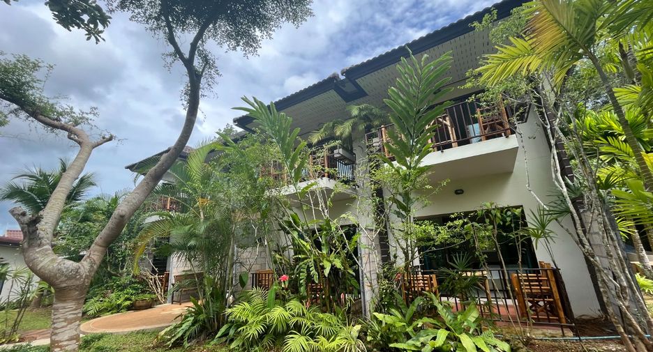 For sale 11 bedrooms retail Space in Mueang Krabi, Krabi