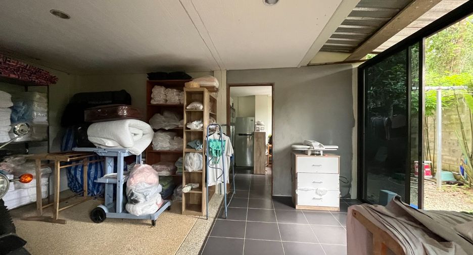 For sale 11 bedrooms retail Space in Mueang Krabi, Krabi