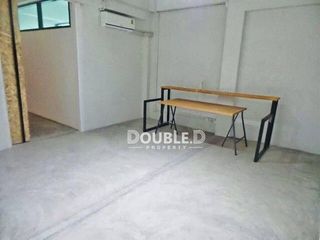 For sale 2 bed office in Din Daeng, Bangkok