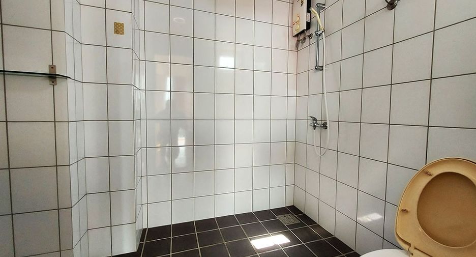 Condo en venta de 2 habitaciones en Klaeng, Rayong