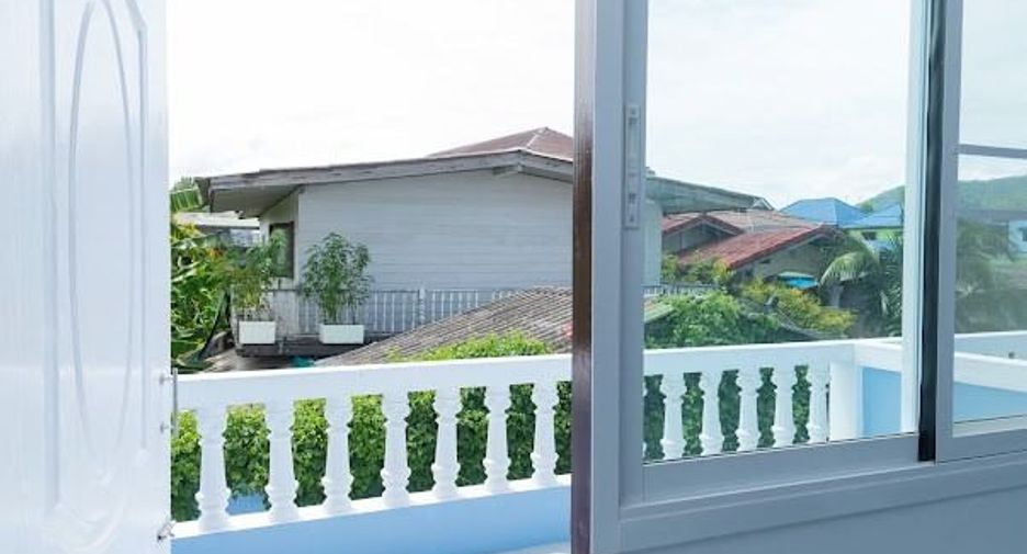 Gewerbefläche zur Miete und zum Kauf in Si Racha, Chonburi