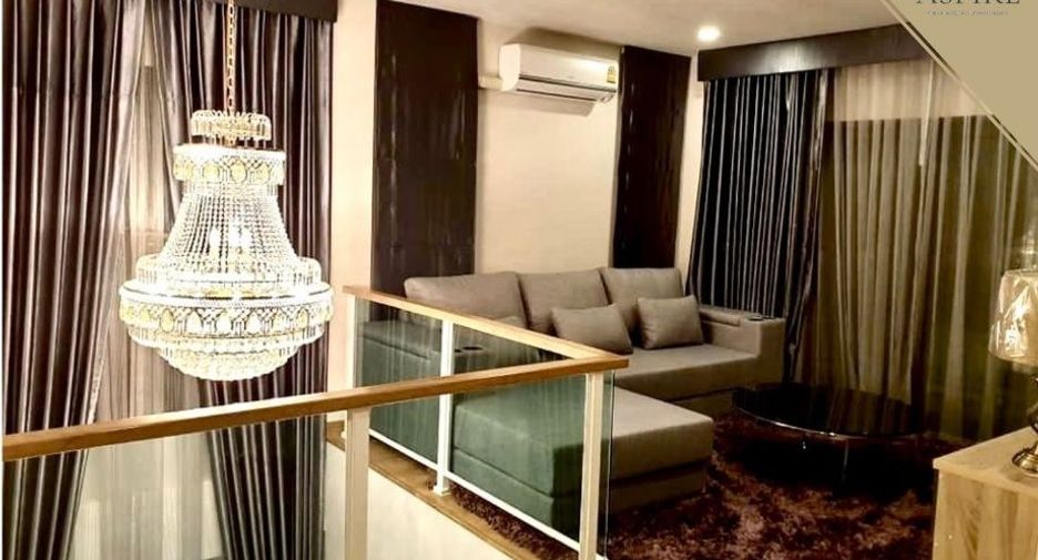 For sale 4 bedrooms house in Khan Na Yao, Bangkok