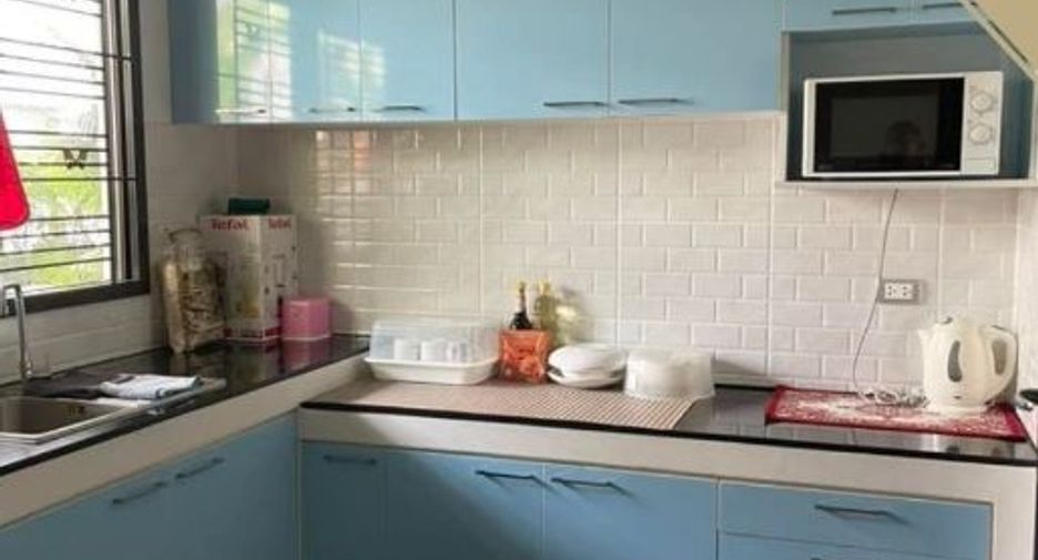 For sale 4 bedrooms house in Khan Na Yao, Bangkok