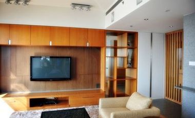 For rent 3 bedrooms condo in Sathon, Bangkok