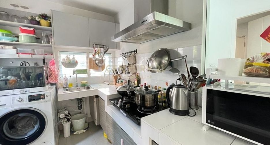 For sale 3 bedrooms house in Bang Phli, Samut Prakan