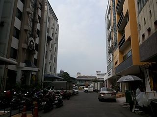 For sale office in Bang Kapi, Bangkok