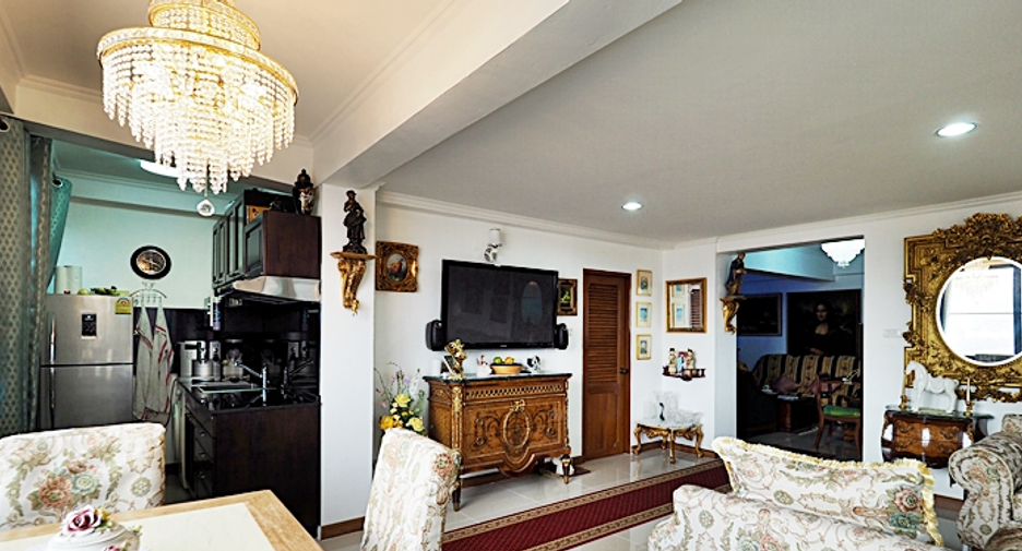 For sale 1 bed apartment in Bang Lamung, Chonburi