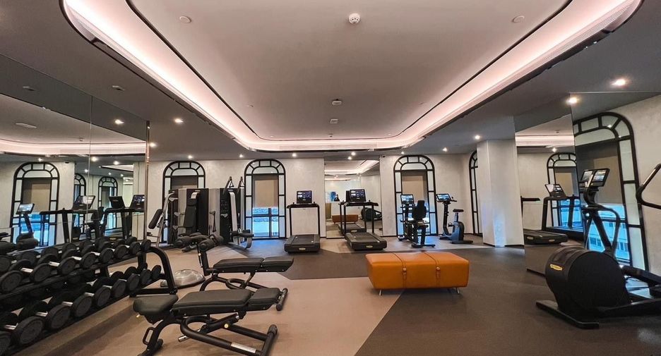 For rent and for sale 1 bed condo in Pathum Wan, Bangkok