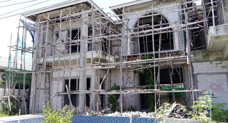 For sale studio house in Si Racha, Chonburi