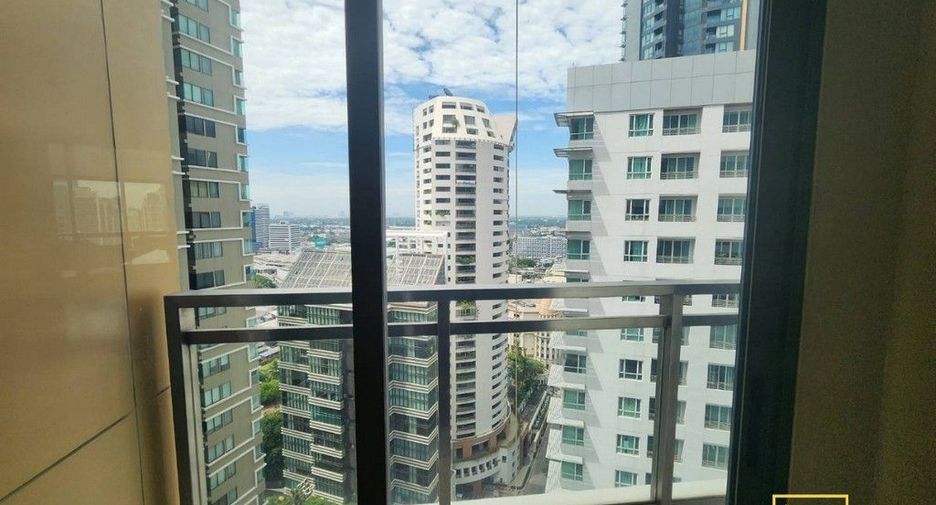 For rent 6 Beds condo in Khlong Toei, Bangkok