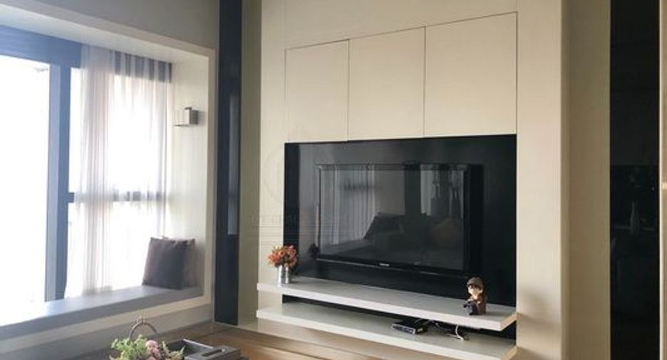 For rent そして for sale 2 ベッドルーム condo in Sathon, Bangkok