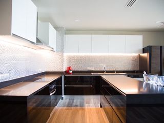 Reihenhaus zur Miete und zum Kauf mit 3 Zimmer in Mueang Phuket, Phuket