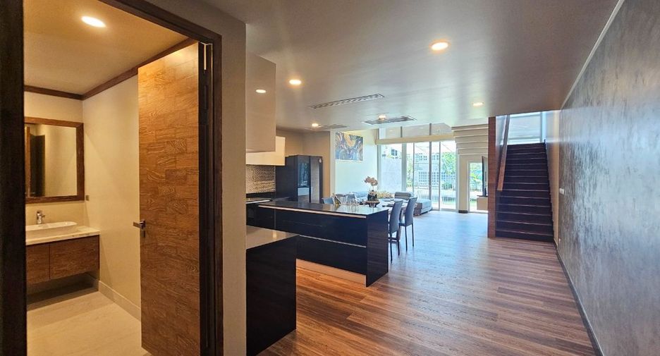 For rent and for sale 3 bedrooms townhouse in Mueang Phuket, Phuket