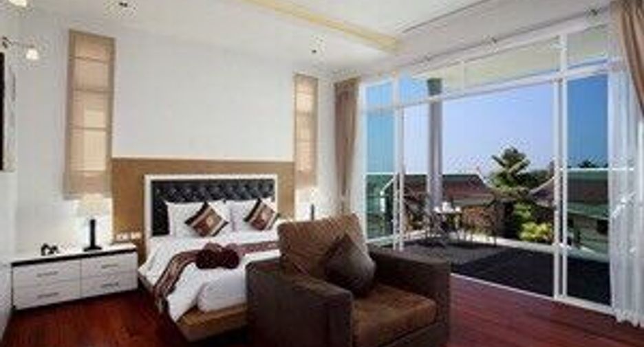 For sale 4 bedrooms condo in Mueang Phuket, Phuket
