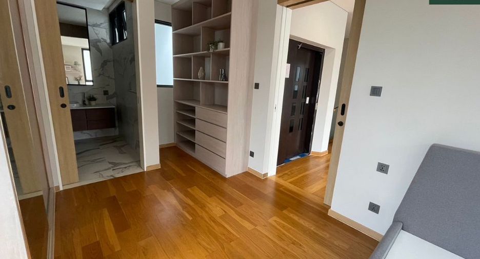 For sale 4 bedrooms house in Prawet, Bangkok