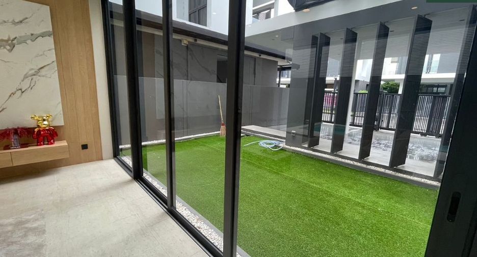 For sale 4 bedrooms house in Prawet, Bangkok