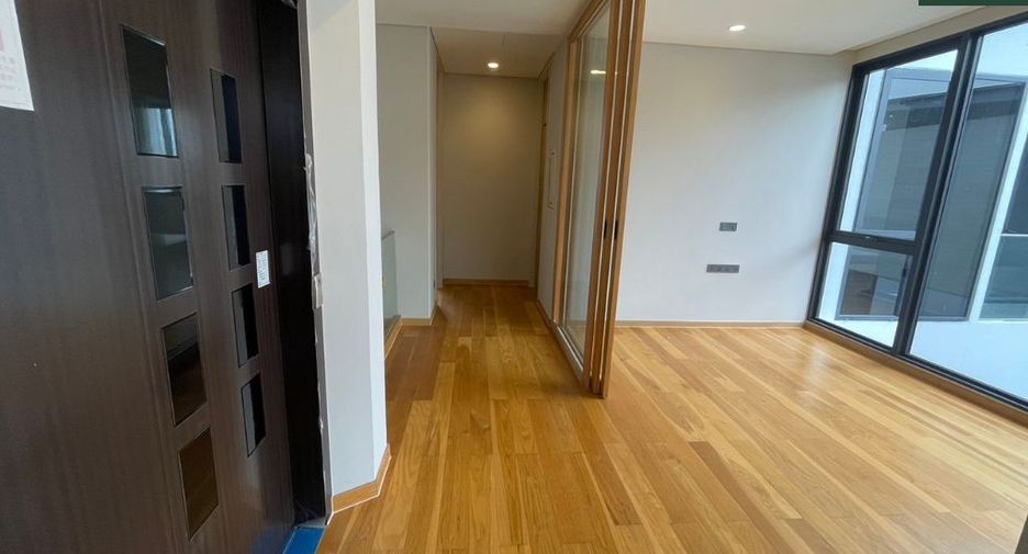For sale 4 bedrooms house in Prawet, Bangkok
