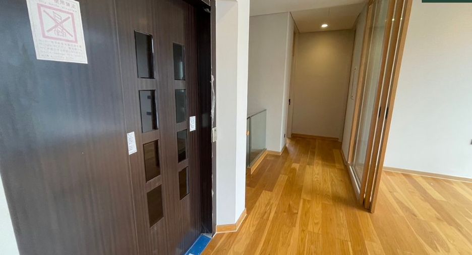 For sale 4 bedrooms house in Prawet, Bangkok