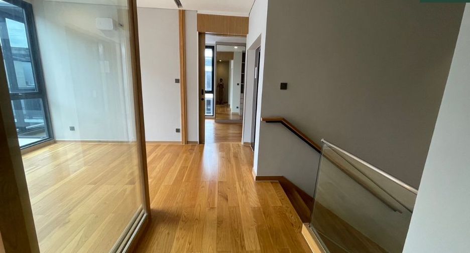 For sale 4 bedrooms house in Prawet, Bangkok