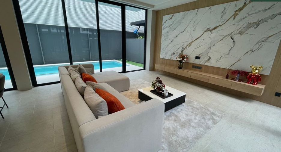 For sale 4 bedrooms house in Prawet, Bangkok