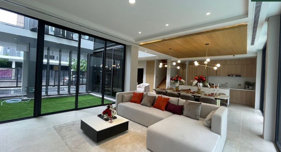For sale 4 bedrooms house in Prawet, Bangkok