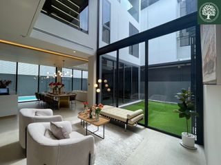 For sale 4 bedrooms house in Prawet, Bangkok