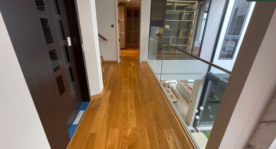 For sale 4 bedrooms house in Prawet, Bangkok