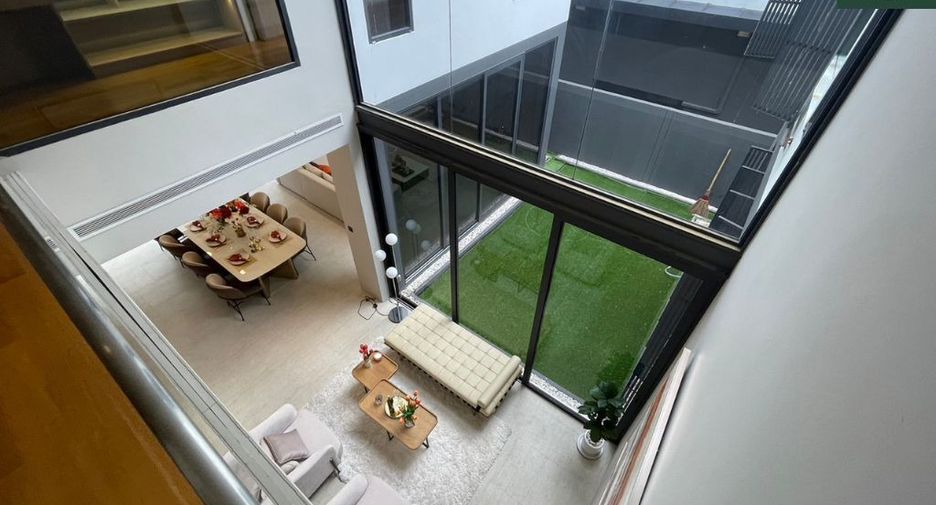 For sale 4 bedrooms house in Prawet, Bangkok