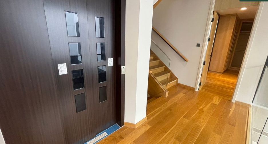 For sale 4 bedrooms house in Prawet, Bangkok
