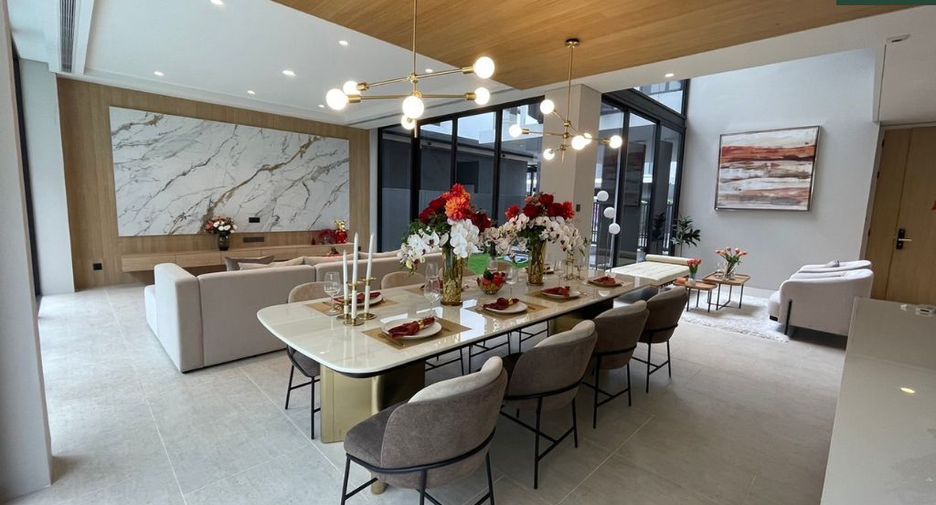 For sale 4 bedrooms house in Prawet, Bangkok