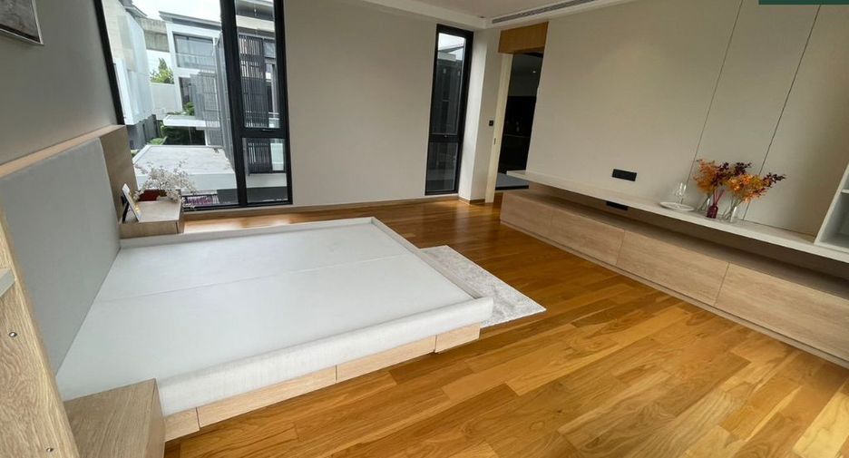 For sale 4 bedrooms house in Prawet, Bangkok