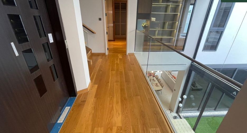 For sale 4 bedrooms house in Prawet, Bangkok
