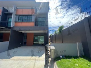 For rent そして for sale 4 Beds townhouse in Bang Kruai, Nonthaburi
