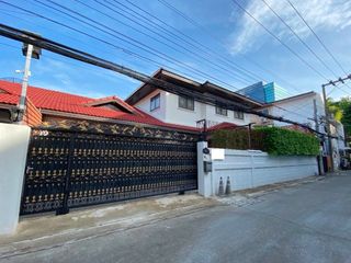For rent 4 ベッドルーム house in Phaya Thai, Bangkok