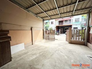 For sale 2 bedrooms townhouse in Lat Lum Kaeo, Pathum Thani