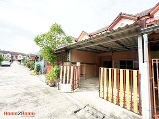 For sale 2 bedrooms townhouse in Lat Lum Kaeo, Pathum Thani