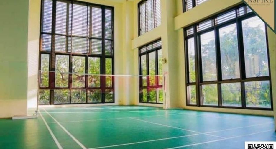 For sale 1 bed condo in Watthana, Bangkok