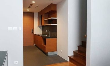 Condo en alquiler de 2 habitaciones en Khlong Toei, Bangkok