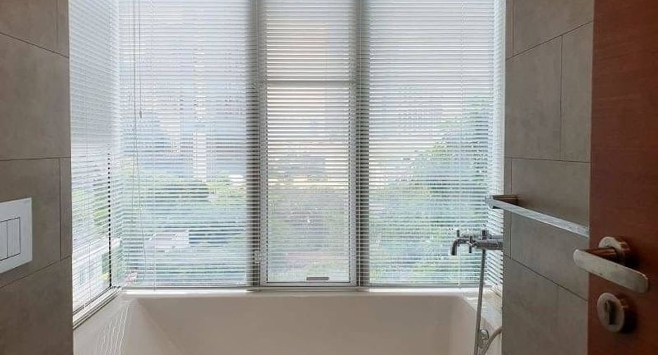 Condo en alquiler de 2 habitaciones en Khlong Toei, Bangkok