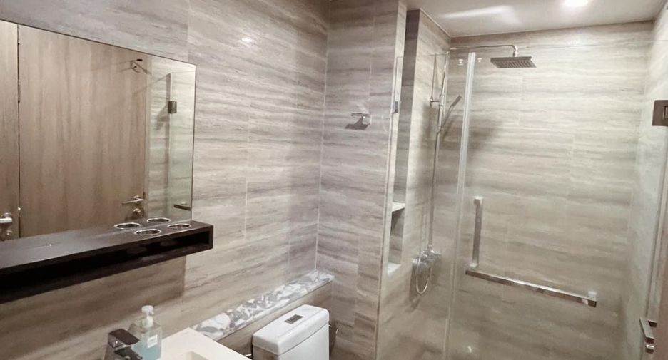 For rent 1 bed condo in Phaya Thai, Bangkok