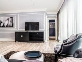 For sale 3 bedrooms condo in Khlong Toei, Bangkok