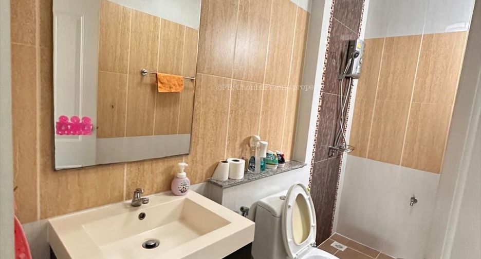 For rent 3 bedrooms house in Si Racha, Chonburi