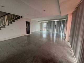 For sale 4 bedrooms retail Space in Lat Krabang, Bangkok
