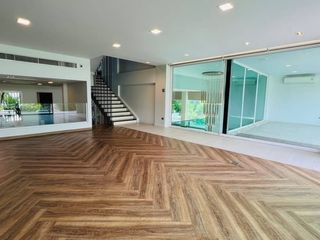 For rent そして for sale 3 ベッドルーム townhouse in Khlong Toei, Bangkok