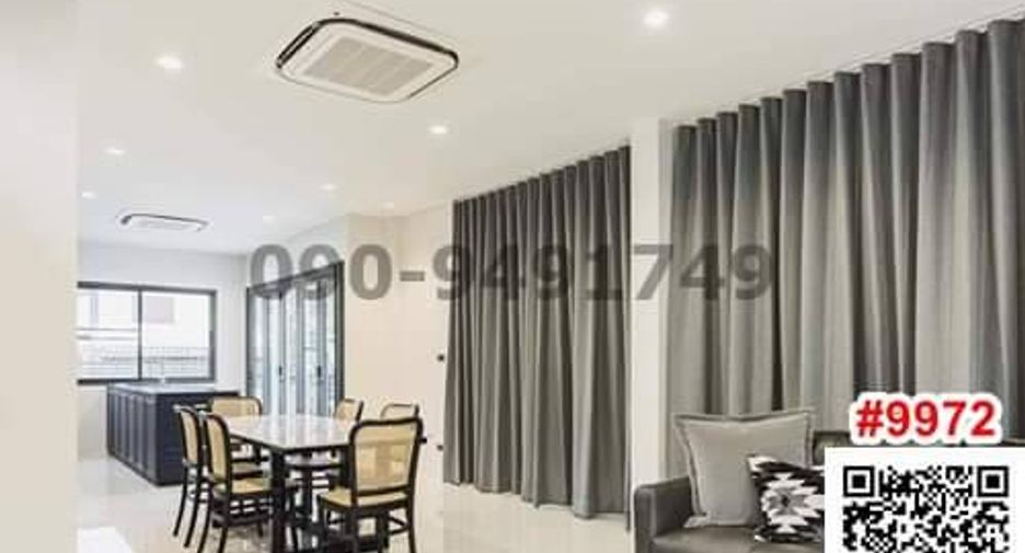 For sale 4 bedrooms house in Bangkok Noi, Bangkok
